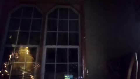 Snapshot of wundrsword33 chatting on December 19, 8:23 am BONER DONOR online show from December 19, 8:23 am