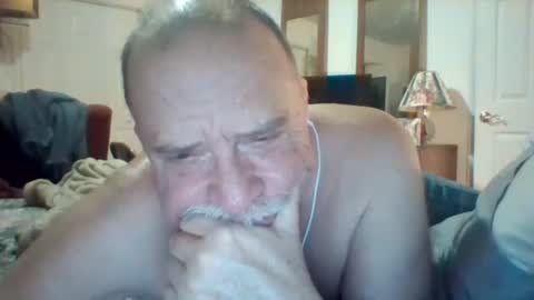 wvmountainlover online show from February 27, 3:14 am