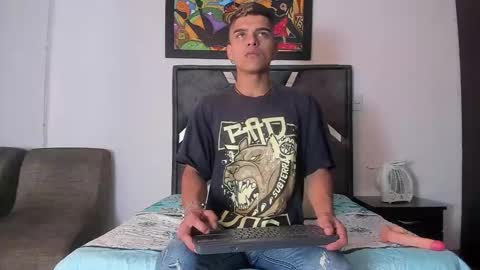 wyatt online show from October 26, 12:55 pm