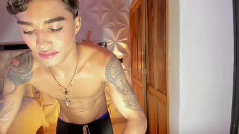 wyatt online show from November 29, 3:53 am