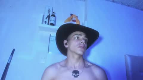 Snapshot of wyatt_smith71 chatting on June 26, 8:19 am wyatt_smith71 online show from June 26, 8:19 am