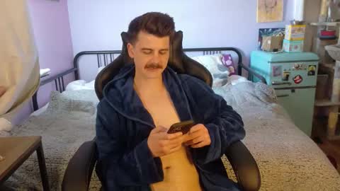 Wyatt online show from December 4, 6:49 pm