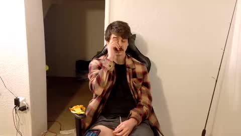 Wyatt online show from April 21, 4:56 pm