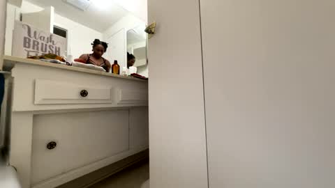 Wynter Heat online show from February 10, 8:42 pm