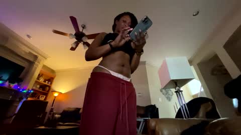 Wynter Heat online show from March 8, 8:03 pm