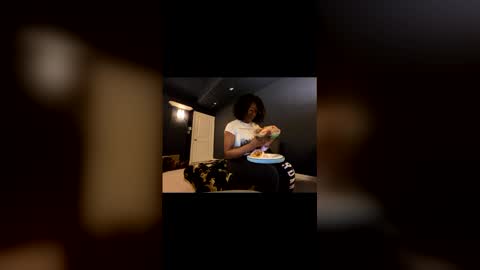 Wynter Heat online show from April 4, 4:55 am