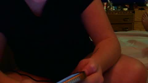 Snapshot of x2kayx2 chatting on October 18, 8:48 am x2kayx2 online show from October 18, 8:48 am