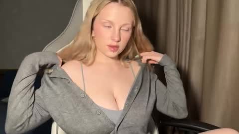 eva online show from November 29, 3:59 pm