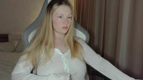 eva online show from April 22, 5:36 pm