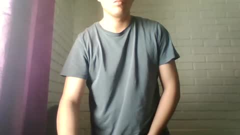 Snapshot of x_andrescam chatting on October 8, 8:17 pm x_andrescam online show from October 8, 8:17 pm