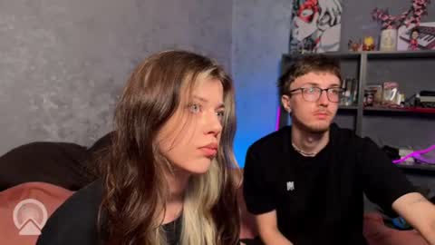 Philipp and Este online show from July 6, 11:18 pm