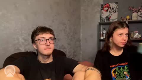 Philipp and Este online show from July 19, 9:35 am