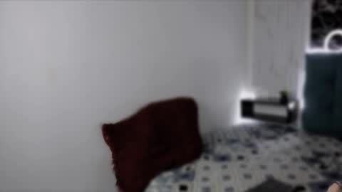 x_jules_ online show from September 13, 10:09 pm