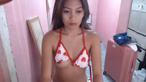 Snapshot of x_lexi_x chatting on October 8, 3:37 am x_lexi_x online show from October 8, 3:37 am