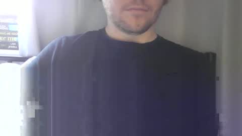 Snapshot of x_yes chatting on January 10, 11:33 am x_yes online show from January 10, 11:33 am