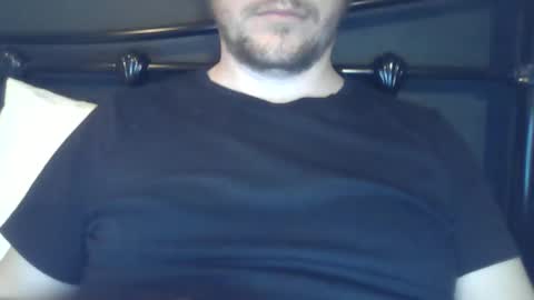 Snapshot of x_yes chatting on March 12, 10:39 pm x_yes online show from March 12, 10:39 pm