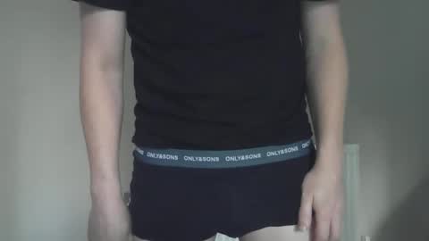 Snapshot of x_yes chatting on September 18, 6:48 am x_yes online show from September 18, 6:48 am