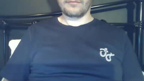 Snapshot of x_yes chatting on October 27, 8:02 pm x_yes online show from October 27, 8:02 pm