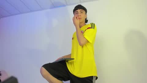 xaanderGrey online show from November 9, 7:34 pm