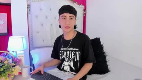 xaanderGrey online show from December 3, 7:34 pm