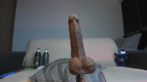 Snapshot of xabrina_17 chatting on January 17, 12:15 am xabrina zpellman online show from January 17, 12:15 am