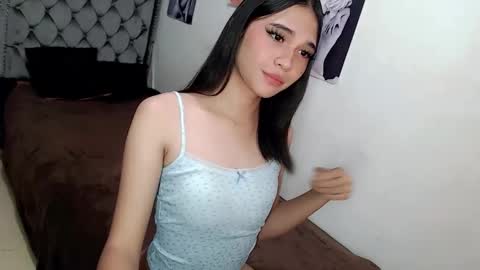 Snapshot of xairah_doux chatting on November 9, 5:33 pm xairah_doux online show from November 9, 5:33 pm