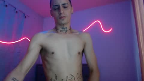 xalejo_max online show from September 23, 6:44 pm