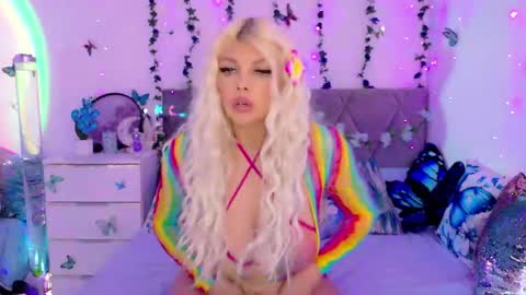 Snapshot of xalexax chatting on May 30, 7:00 pm sooo hey im Sperm Mystik from Fuckistan i want you full my all holes bcs i have penis fever online show from May 30, 7:00 pm