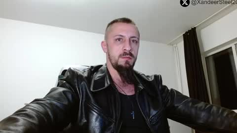 Snapshot of xandeer_steel chatting on March 4, 11:43 pm Master Xandeer online show from March 4, 11:43 pm