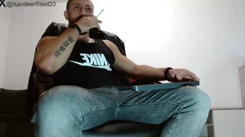 Snapshot of xandeer_steel chatting on September 30, 4:39 am Master Xandeer online show from September 30, 4:39 am