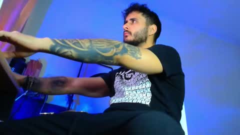 XanderCageX online show from December 15, 12:31 pm