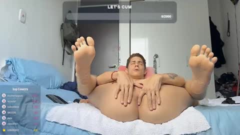 Snapshot of xandernaked chatting on February 16, 9:48 pm xandernaked online show from February 16, 9:48 pm