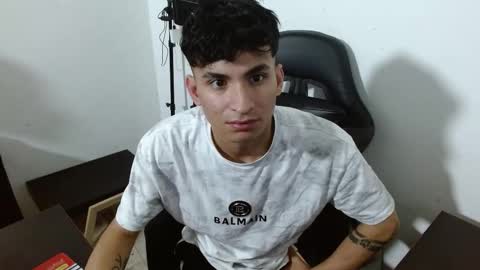 Xanderstone online show from February 8, 1:25 pm