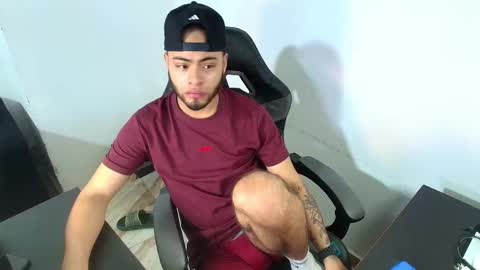 Xanderstone online show from February 17, 7:09 pm