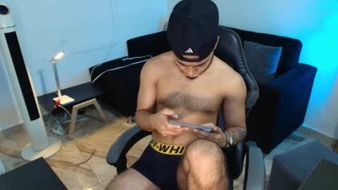 Xanderstone online show from March 22, 3:37 pm