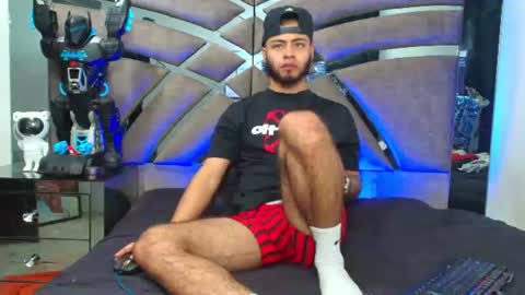 Snapshot of xanderstone00 chatting on June 22, 3:25 am Xanderstone online show from June 22, 3:25 am