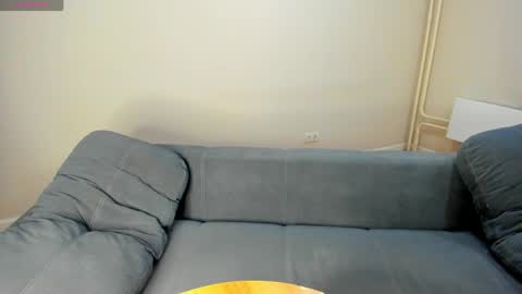 Snapshot of xapka_lapka chatting on June 5, 8:03 pm Alice online show from June 5, 8:03 pm