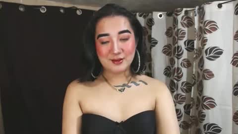 Nira   NOT INTO CHEAP GUYS  online show from January 21, 8:21 pm