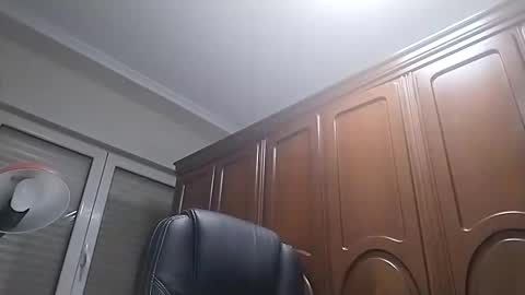 xavi5432 online show from October 13, 8:31 pm