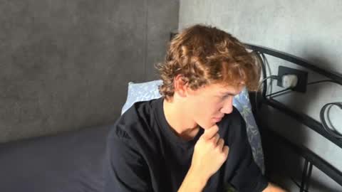 Snapshot of xavier_200 chatting on September 29, 4:28 am Xavier PVT open online show from September 29, 4:28 am