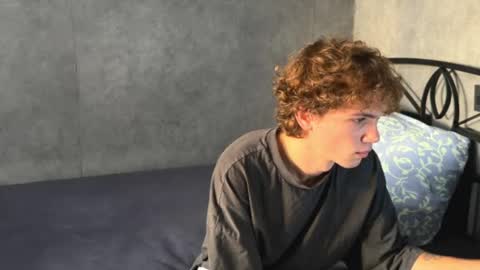 Snapshot of xavier_200 chatting on October 10, 4:11 am Xavier PVT open online show from October 10, 4:11 am