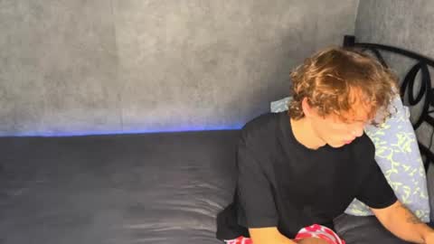 Snapshot of xavier_200 chatting on November 19, 4:34 am Xavier PVT open online show from November 19, 4:34 am