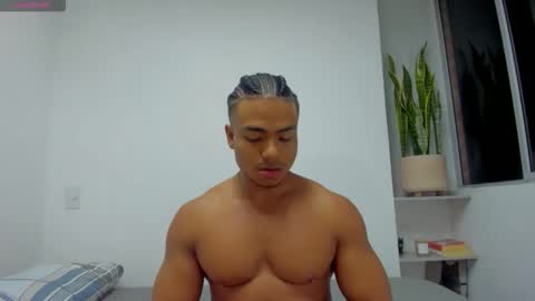 Xavier online show from October 12, 1:59 am