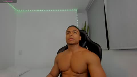 Xavier online show from April 22, 12:35 am