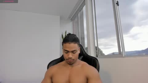 Snapshot of xavier_colleman chatting on May 27, 10:29 pm Xavier online show from May 27, 10:29 pm
