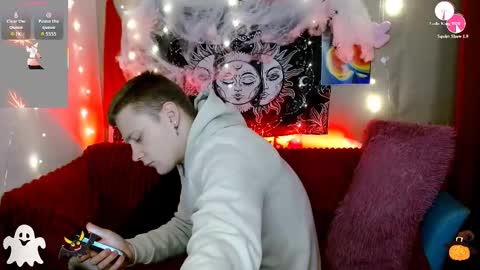 xavier_night81 online show from November 4, 8:46 am