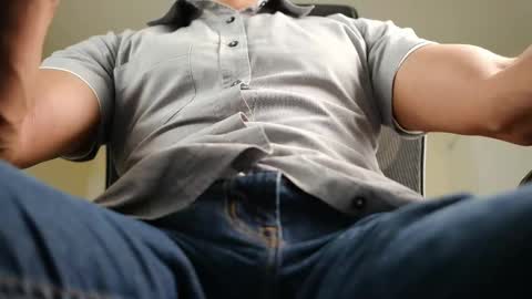 xavierloyd3 online show from September 23, 8:56 pm