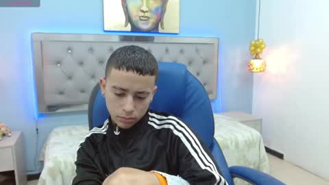 xavii_18_ online show from March 7, 1:51 pm