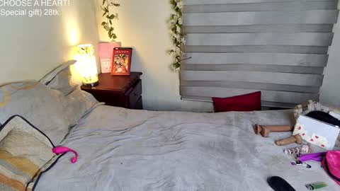 Snapshot of xayahnds chatting on September 25, 2:15 am XAYAH online show from September 25, 2:15 am