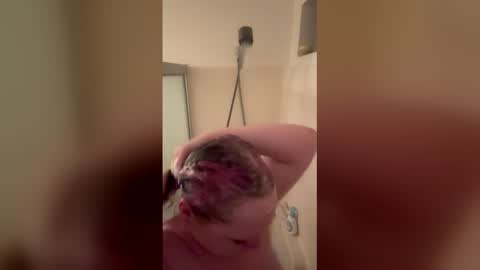 Snapshot of xbabyxxgirl chatting on December 15, 7:01 am xbabyxxgirl online show from December 15, 7:01 am